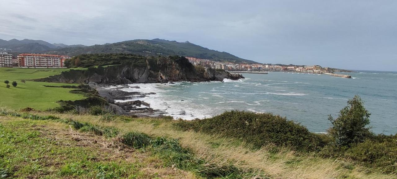 Precioso Piso Con Garaje En El Centro De Castro Urdiales Exterior foto