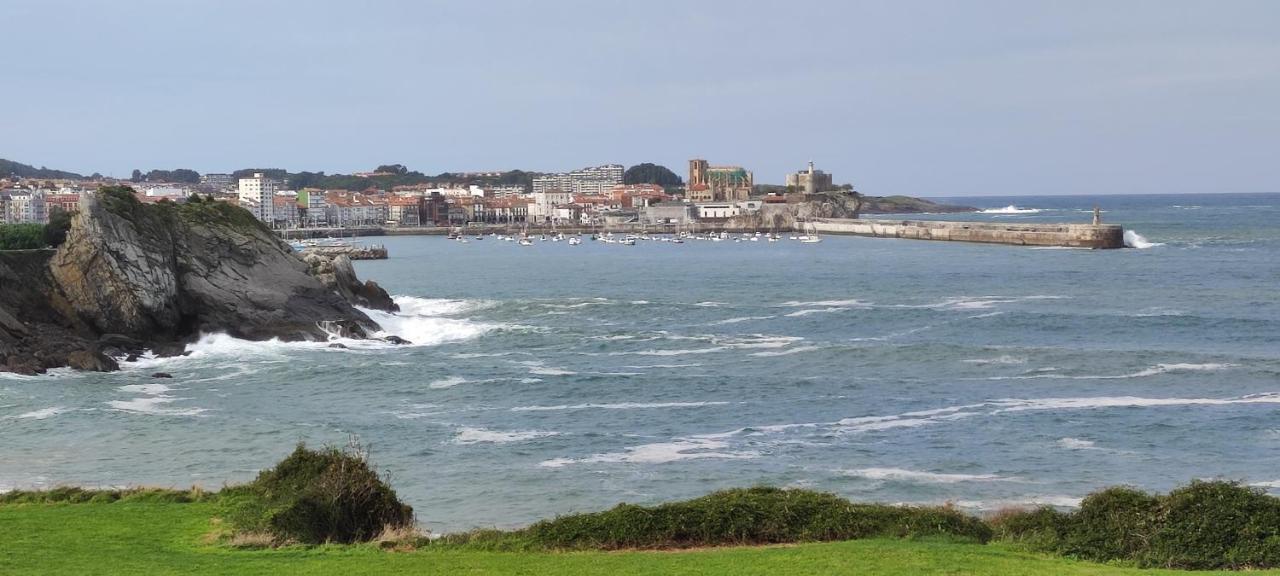 Precioso Piso Con Garaje En El Centro De Castro Urdiales Exterior foto